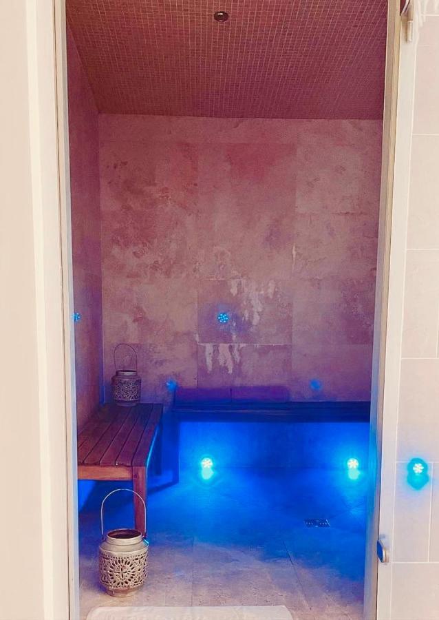 Jacuzzi Love Room Париж Экстерьер фото