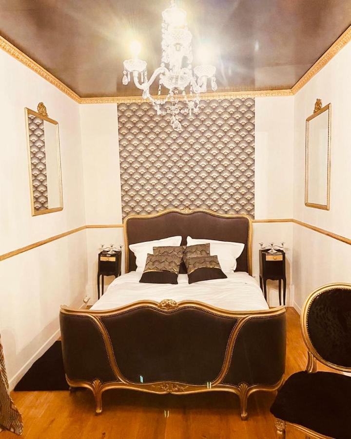 Jacuzzi Love Room Париж Экстерьер фото